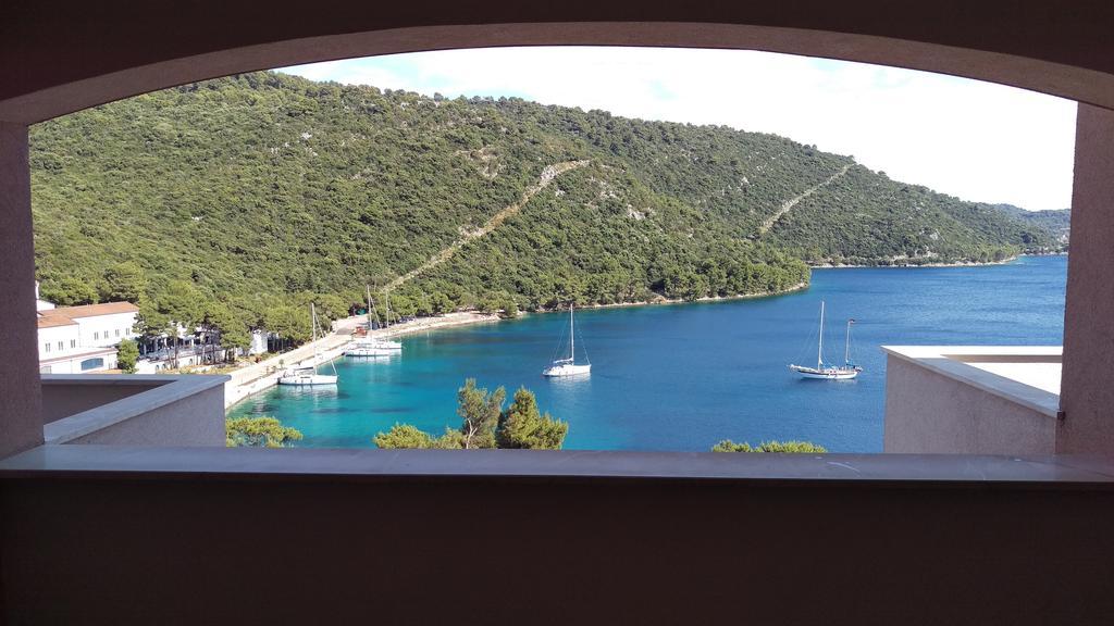 Apartments Ladesta Lastovo Szoba fotó