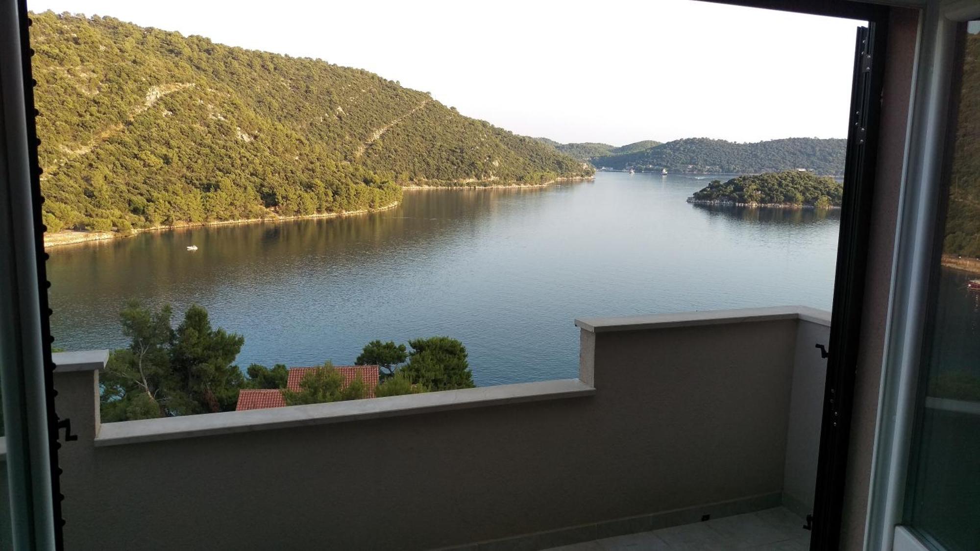 Apartments Ladesta Lastovo Szoba fotó