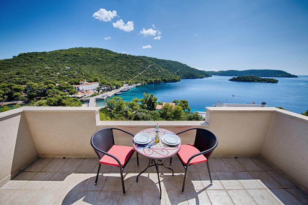 Apartments Ladesta Lastovo Szoba fotó